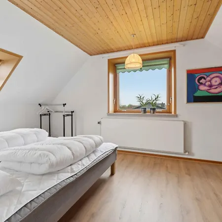 Ferienhaus Spacious Near The