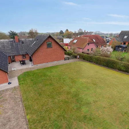 Spacious Near The Bagenkop