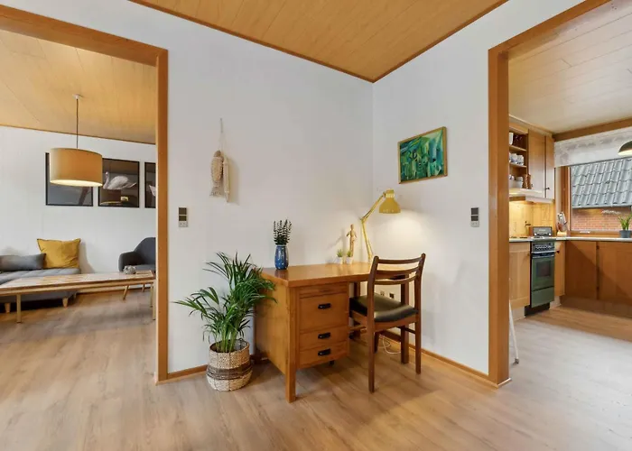 Spacious Near The Feriehus