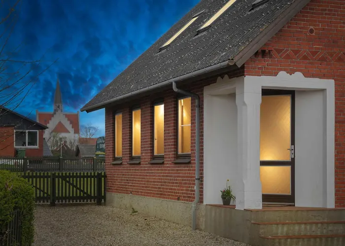 Feriehus Spacious Near The *