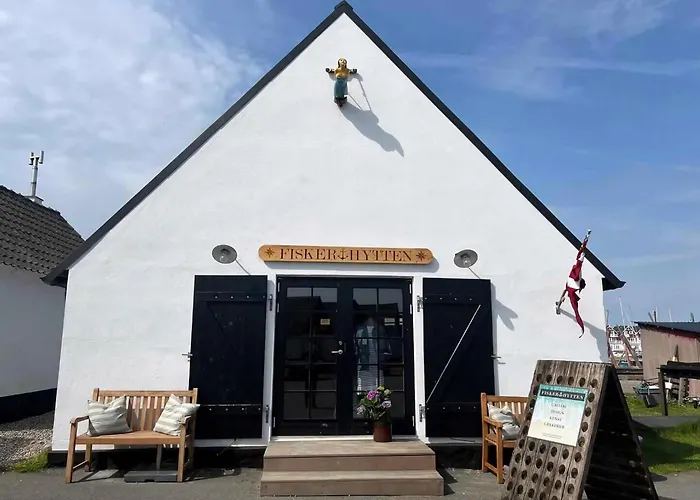 Feriehus Spacious Near The *